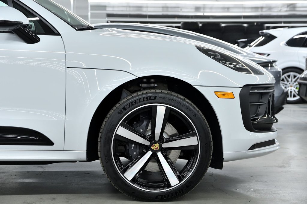 Porsche Macan  2025 à Laval, Québec - 11 - w1024h768px