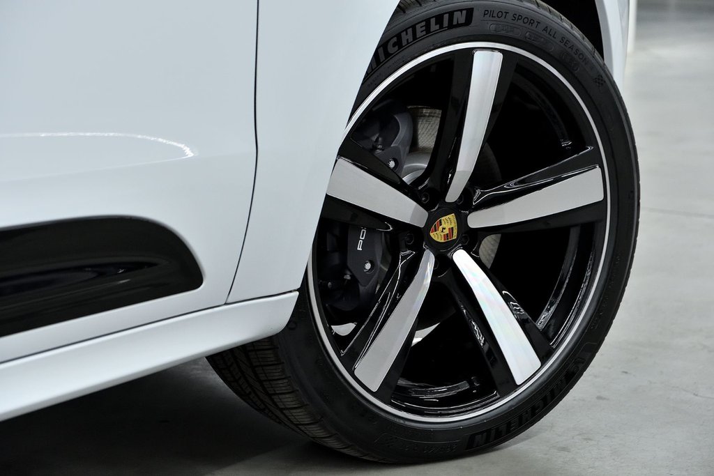 Porsche Macan  2025 à Laval, Québec - 9 - w1024h768px