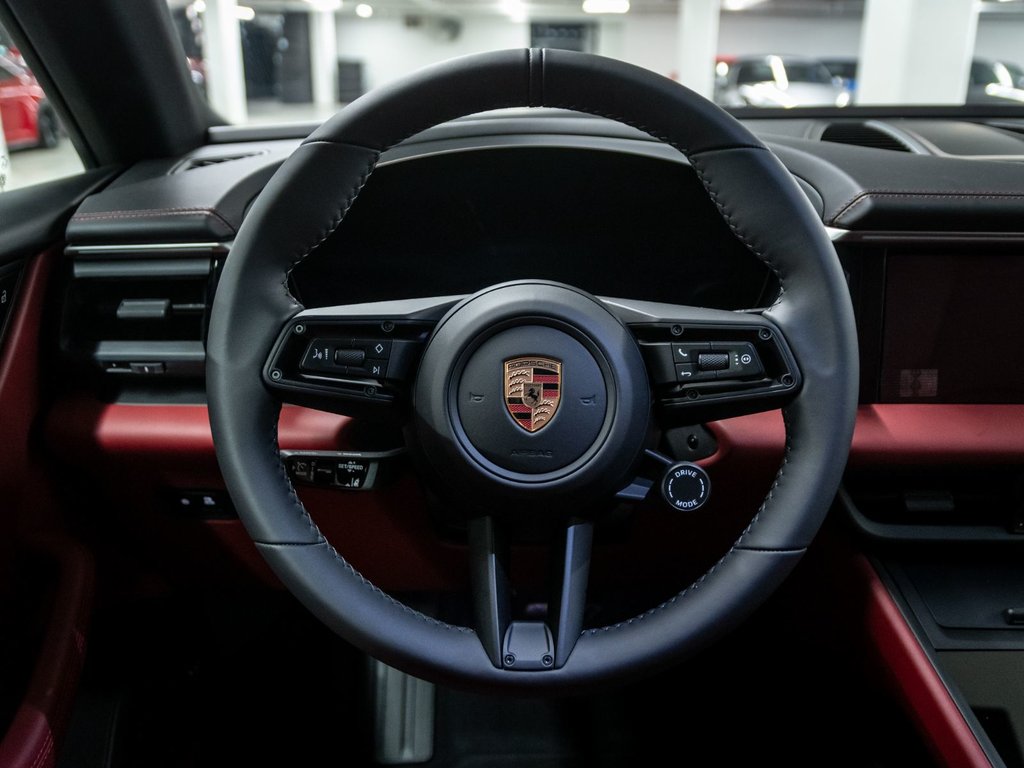 Porsche Macan 4 Electrique 2025 à Laval, Québec - 15 - w1024h768px