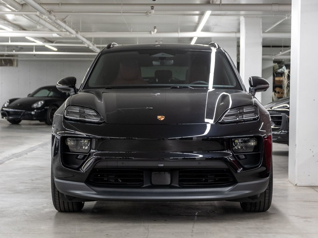 Porsche Macan 4 Electrique 2025 à Laval, Québec - 5 - w1024h768px