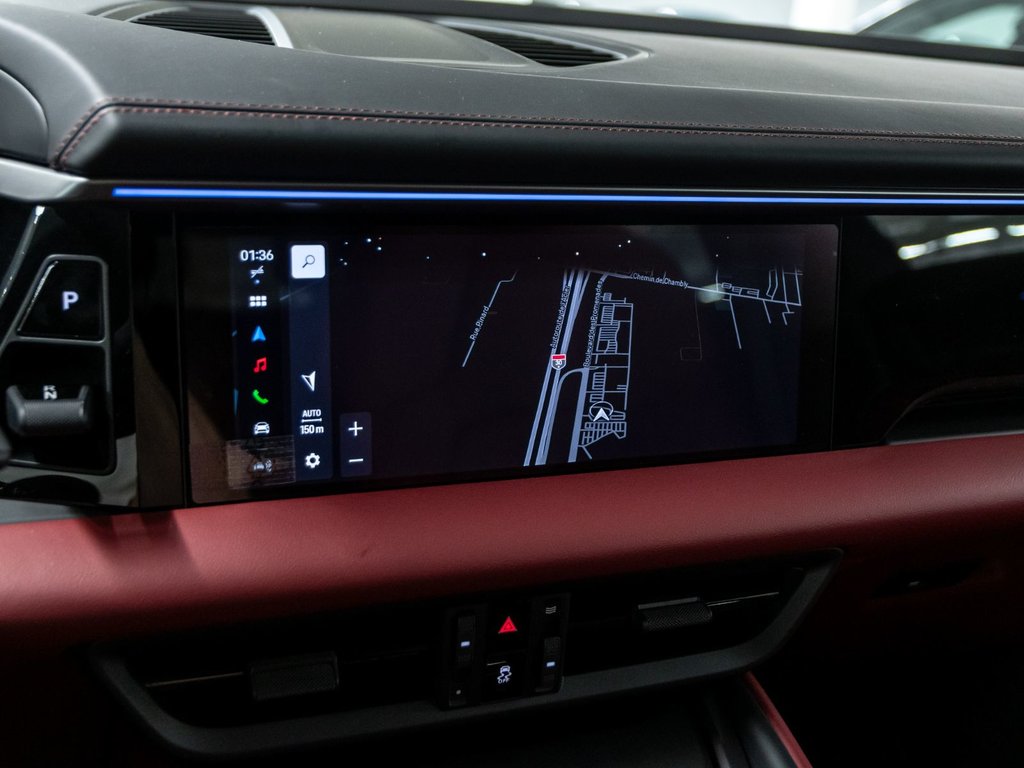 Porsche Macan 4 Electrique 2025 à Laval, Québec - 22 - w1024h768px