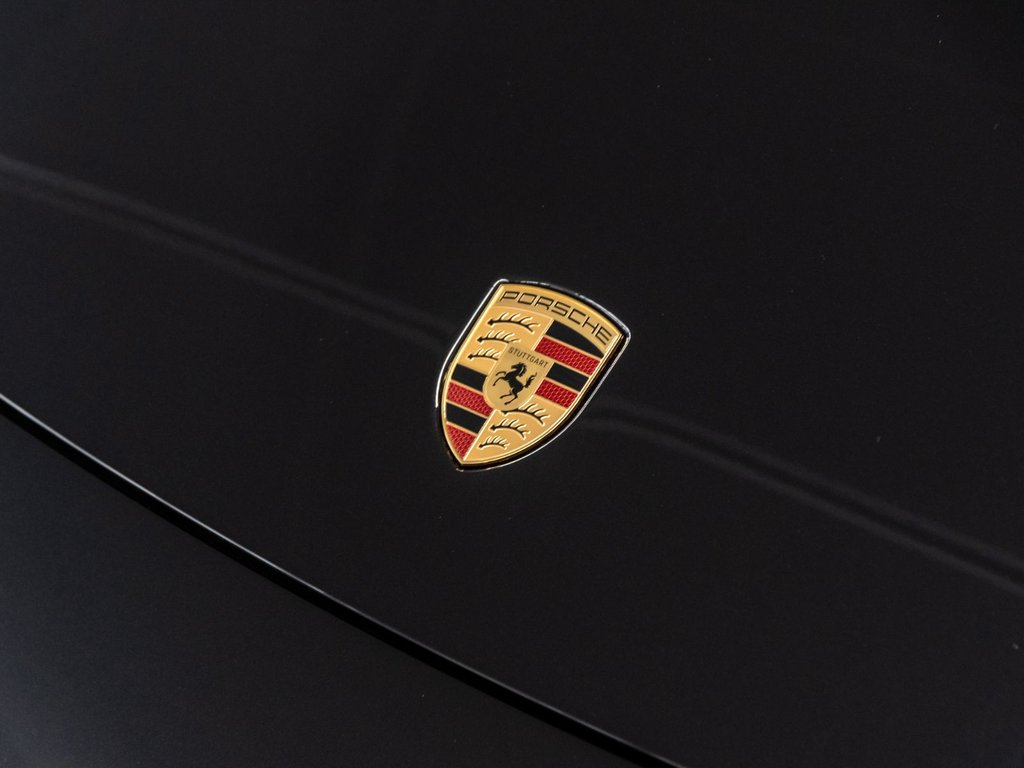 Porsche Macan 4 Electrique 2025 à Laval, Québec - 6 - w1024h768px