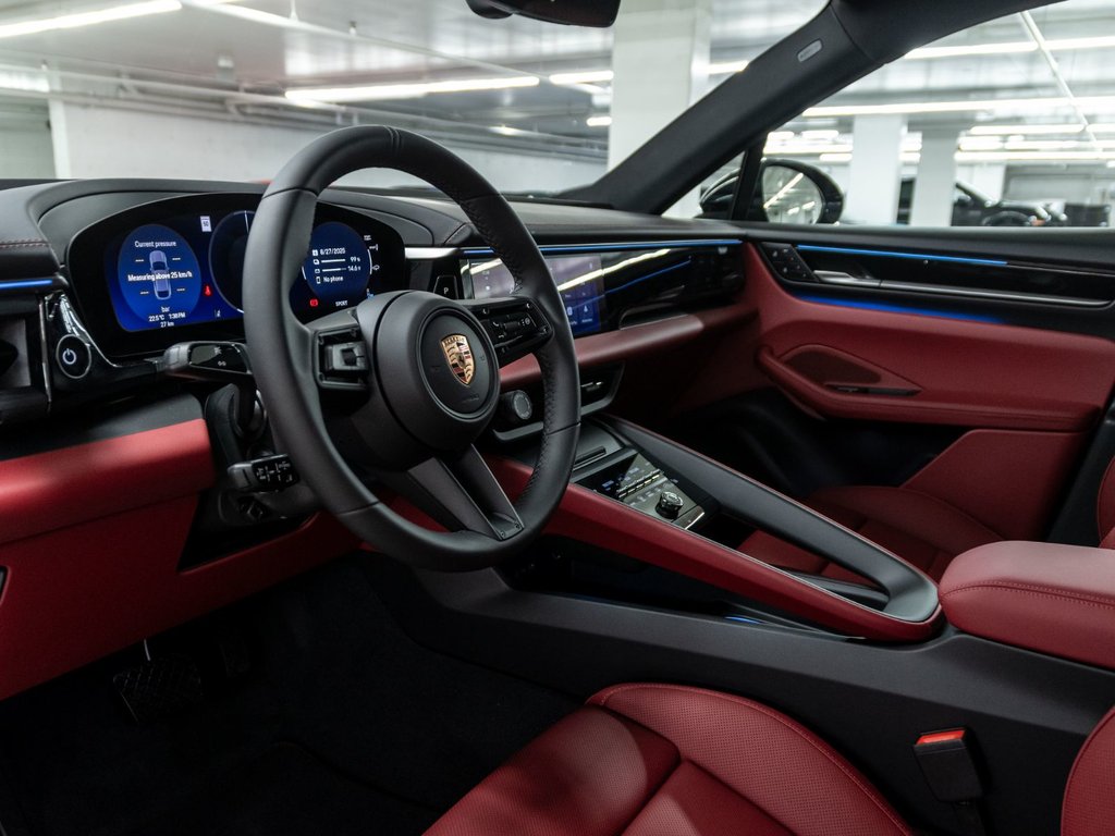 Porsche Macan 4 Electrique 2025 à Laval, Québec - 13 - w1024h768px