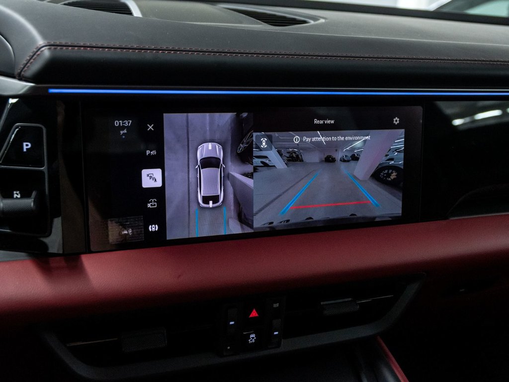 Porsche Macan 4 Electrique 2025 à Laval, Québec - 24 - w1024h768px