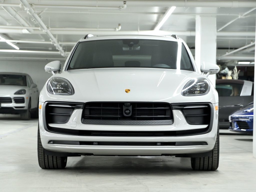 Porsche Macan  2025 à Laval, Québec - 5 - w1024h768px