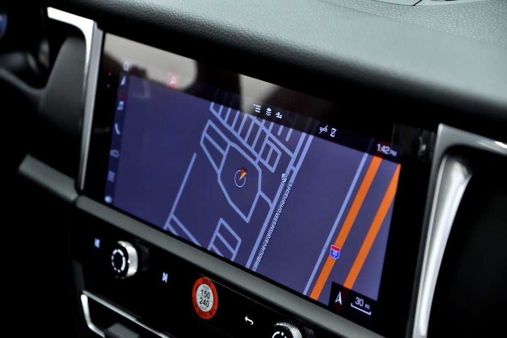 Porsche Macan  2025 à Laval, Québec - 26 - w1024h768px