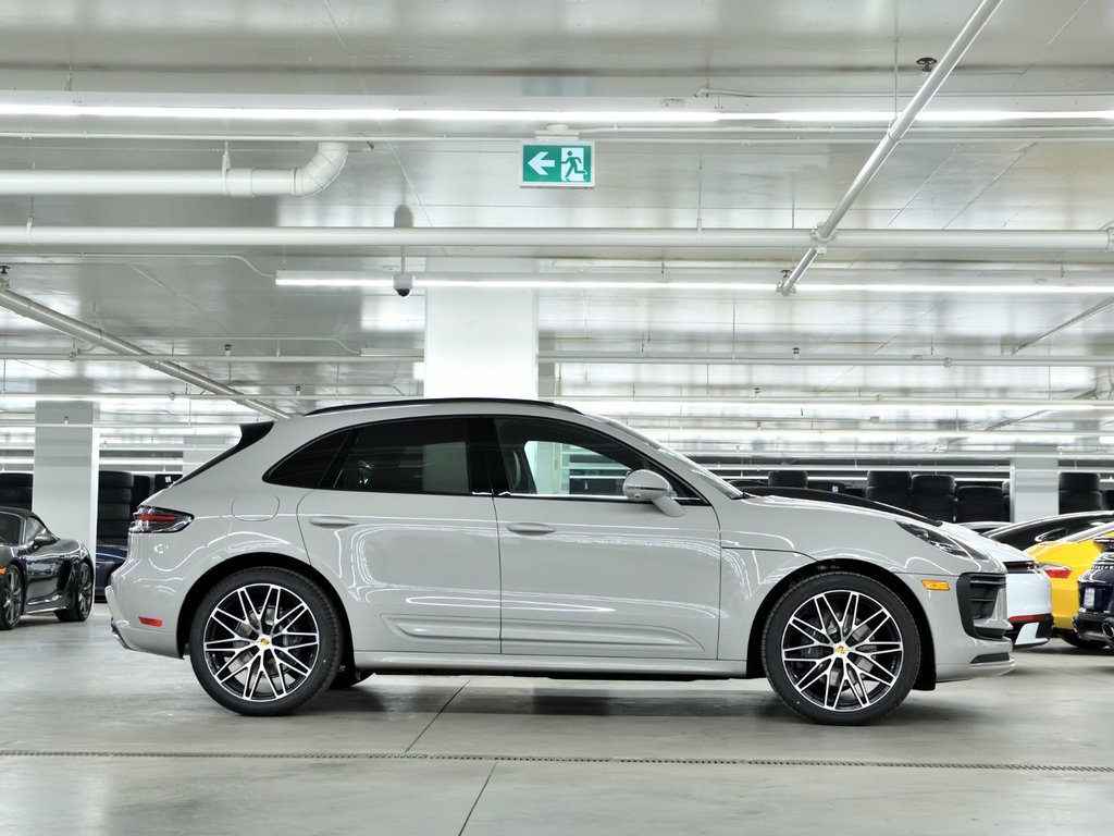 Porsche Macan  2025 à Laval, Québec - 2 - w1024h768px