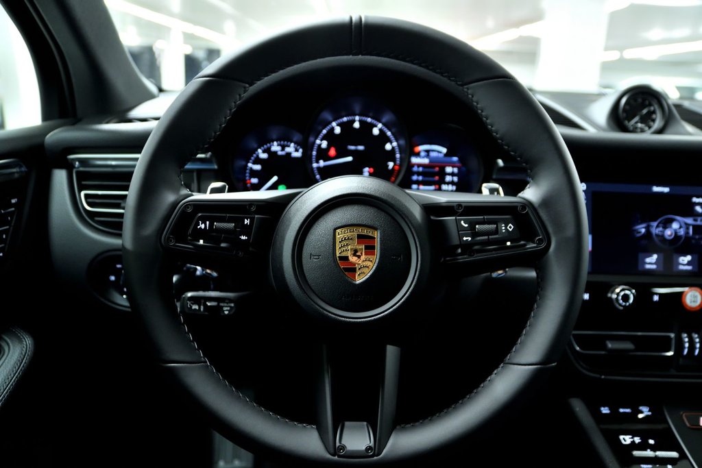 Porsche Macan  2025 à Laval, Québec - 17 - w1024h768px