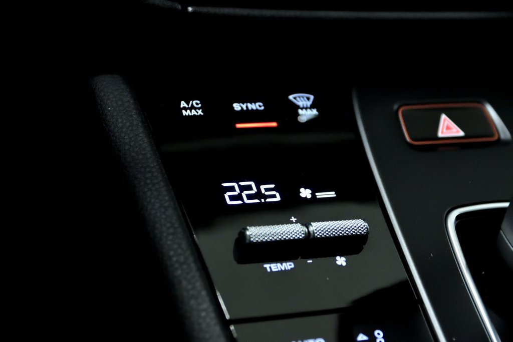 Porsche Macan  2025 à Laval, Québec - 31 - w1024h768px