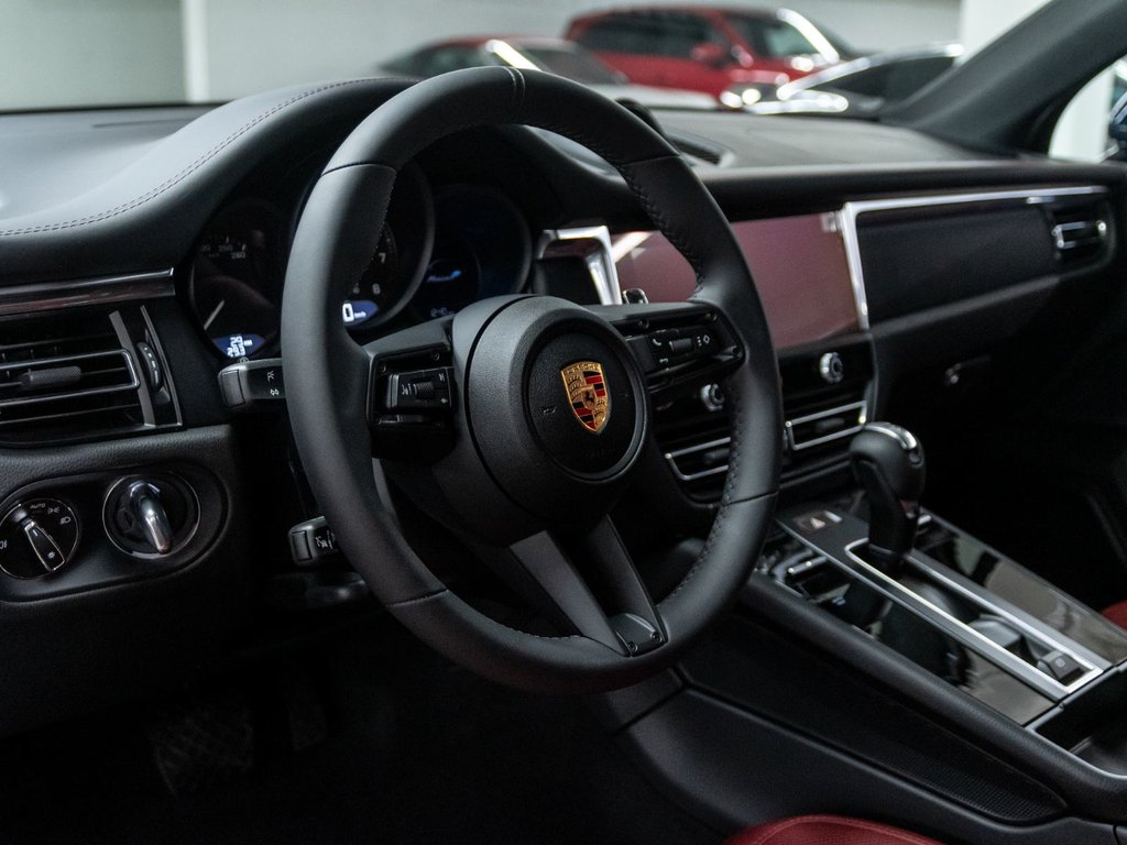 Porsche Macan  2025 à Laval, Québec - 13 - w1024h768px