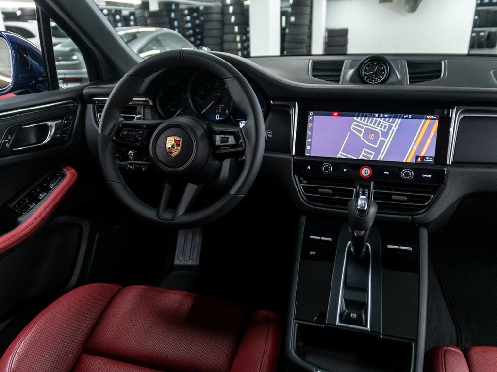 Porsche Macan  2025 à Laval, Québec - 21 - w1024h768px