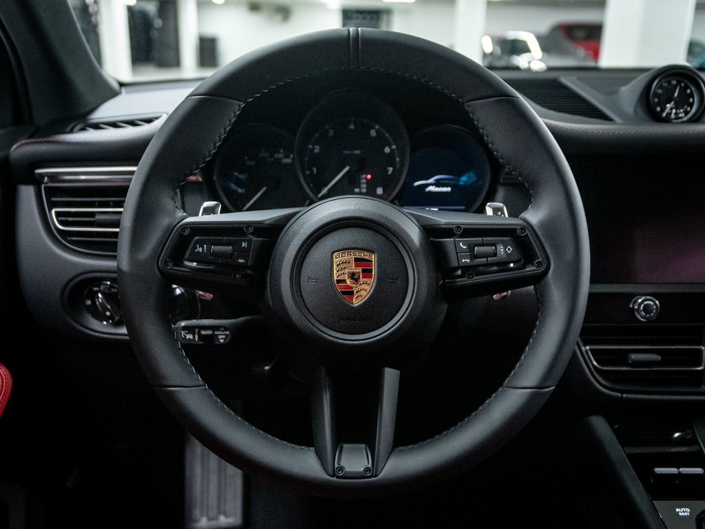 Porsche Macan  2025 à Laval, Québec - 15 - w1024h768px