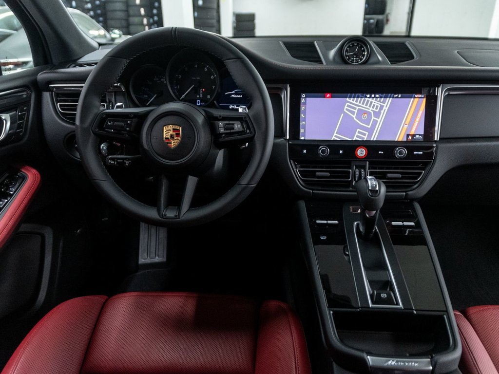 Porsche Macan  2025 à Laval, Québec - 22 - w1024h768px