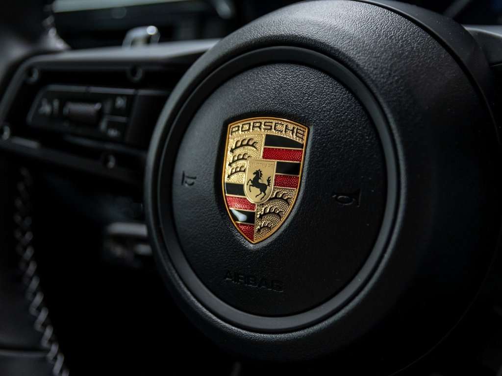 2026 Porsche Macan T in Laval, Quebec - 17 - w1024h768px