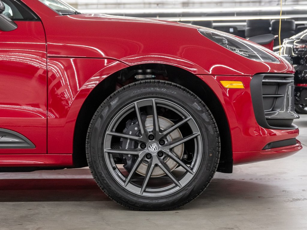 2026 Porsche Macan T in Laval, Quebec - 9 - w1024h768px