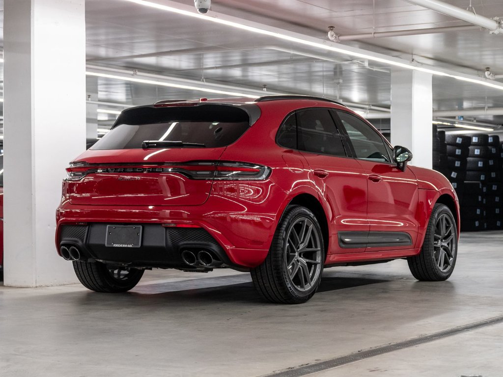 2026 Porsche Macan T in Laval, Quebec - 3 - w1024h768px