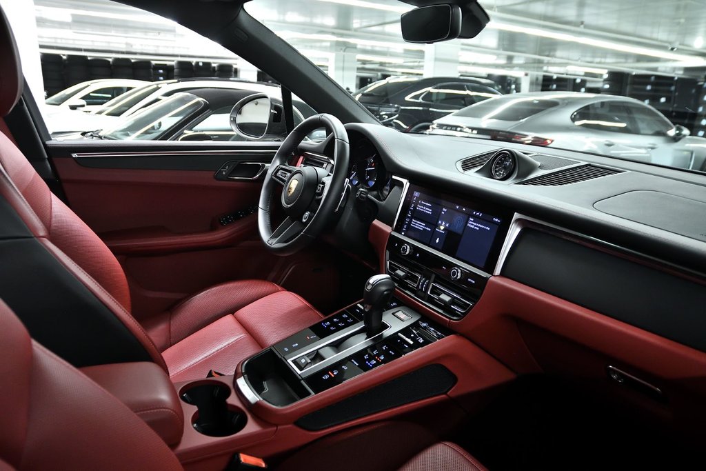 Porsche Macan T 2026 à Laval, Québec - 34 - w1024h768px