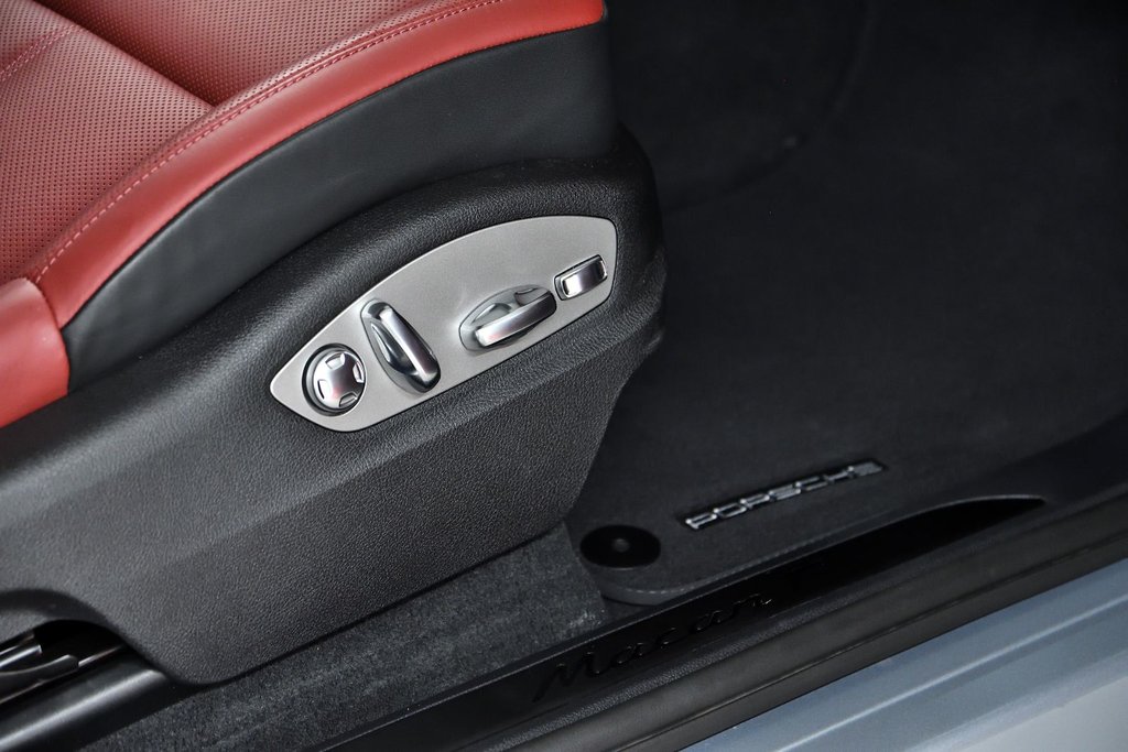 Porsche Macan T 2026 à Laval, Québec - 41 - w1024h768px