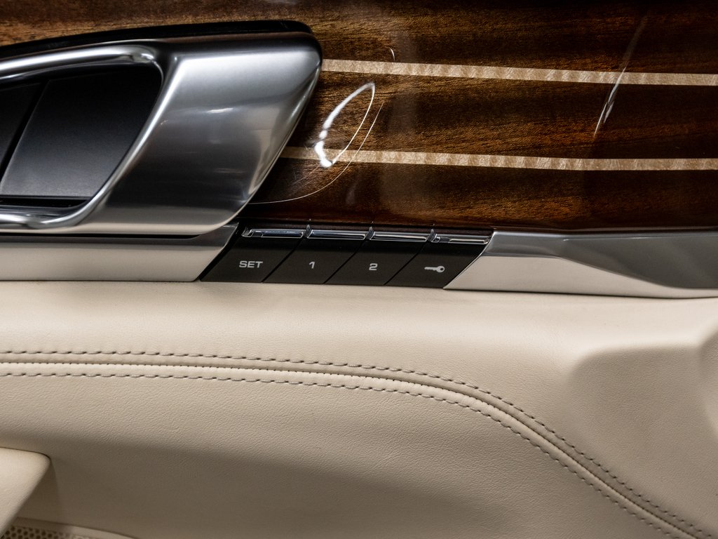 2015 Porsche Panamera Turbo / V8 / Premium Plus / Burmester / in Laval, Quebec - 20 - w1024h768px