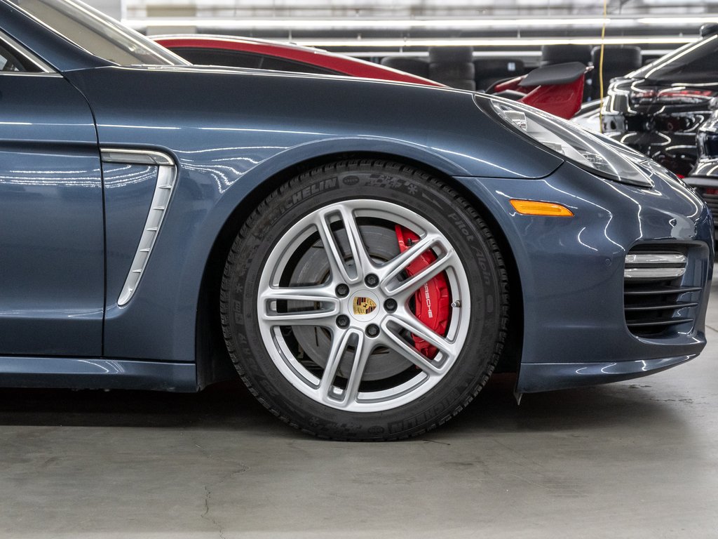 2015 Porsche Panamera Turbo / V8 / Premium Plus / Burmester / in Laval, Quebec - 9 - w1024h768px