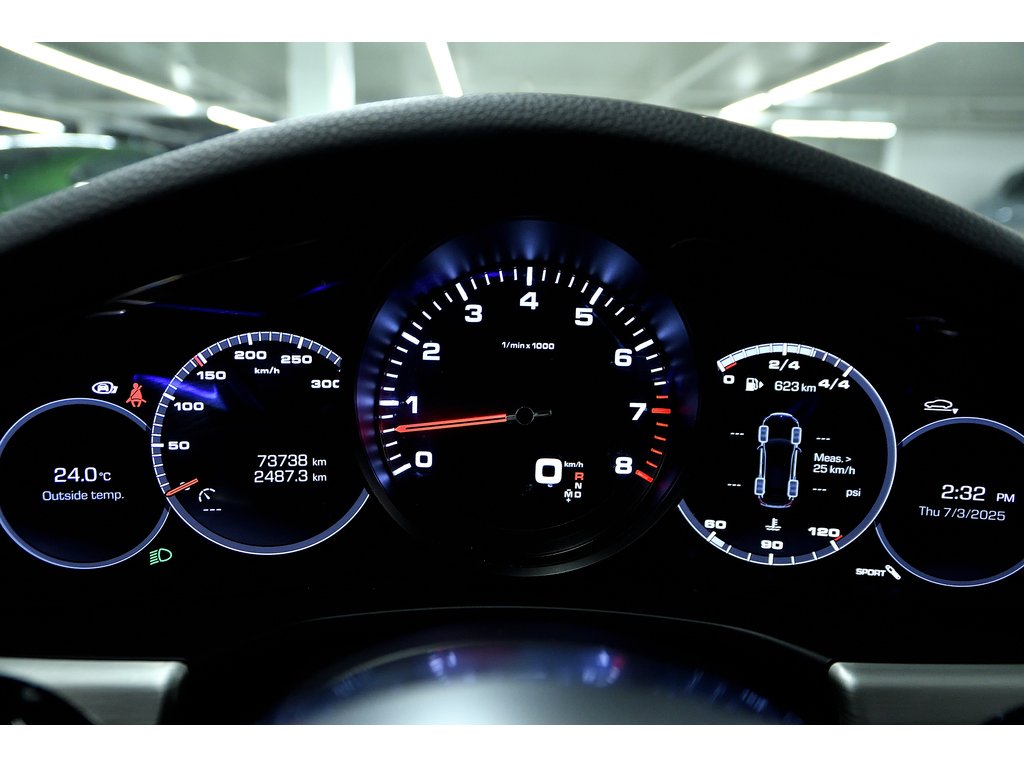 2018 Porsche Panamera 4 Sport Turismo AWD / BOSE / SportDesign in Laval, Quebec - 17 - w1024h768px