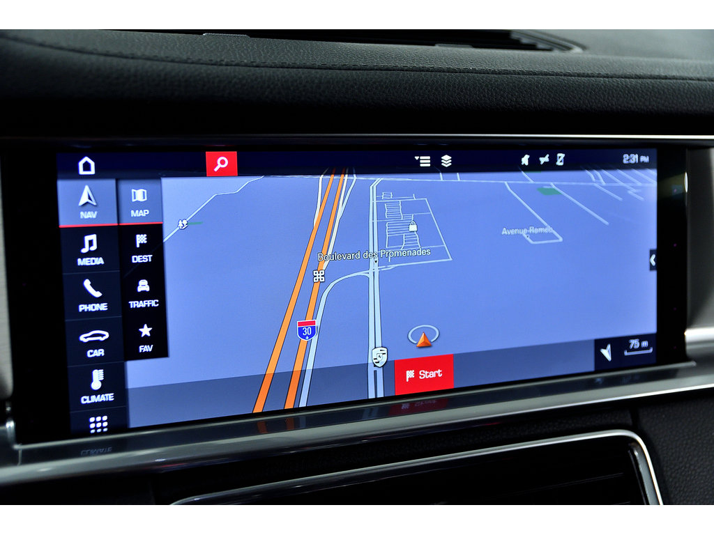 Porsche Panamera 4 Sport Turismo AWD / BOSE / SportDesign 2018 à Laval, Québec - 26 - w1024h768px