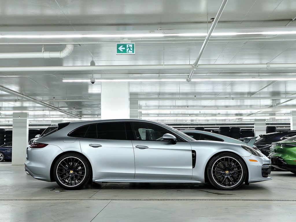 2018 Porsche Panamera 4 Sport Turismo AWD / BOSE / SportDesign in Laval, Quebec - 2 - w1024h768px