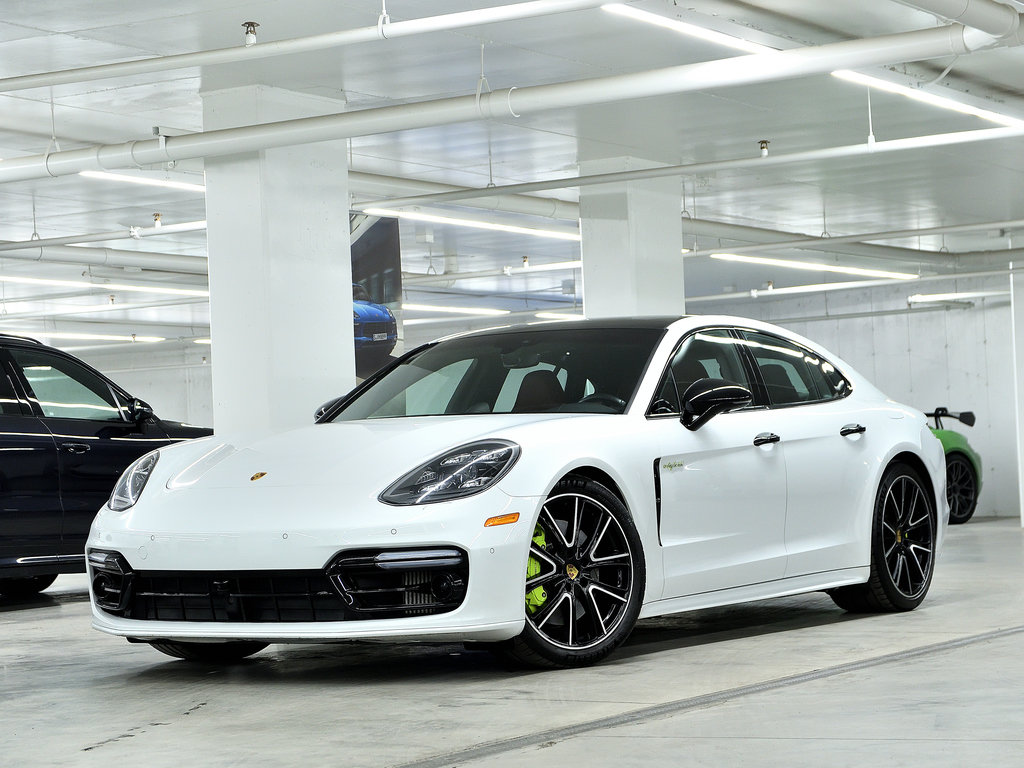 Porsche Panamera E-Hybrid / Sport Design / Premium Package plus / 2019 à Laval, Québec - 1 - w1024h768px