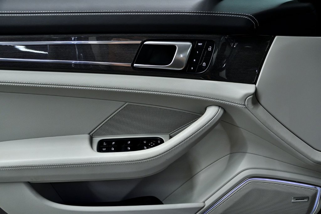 Porsche Panamera 4 E-HYBRID 2022 à Laval, Québec - 20 - w1024h768px