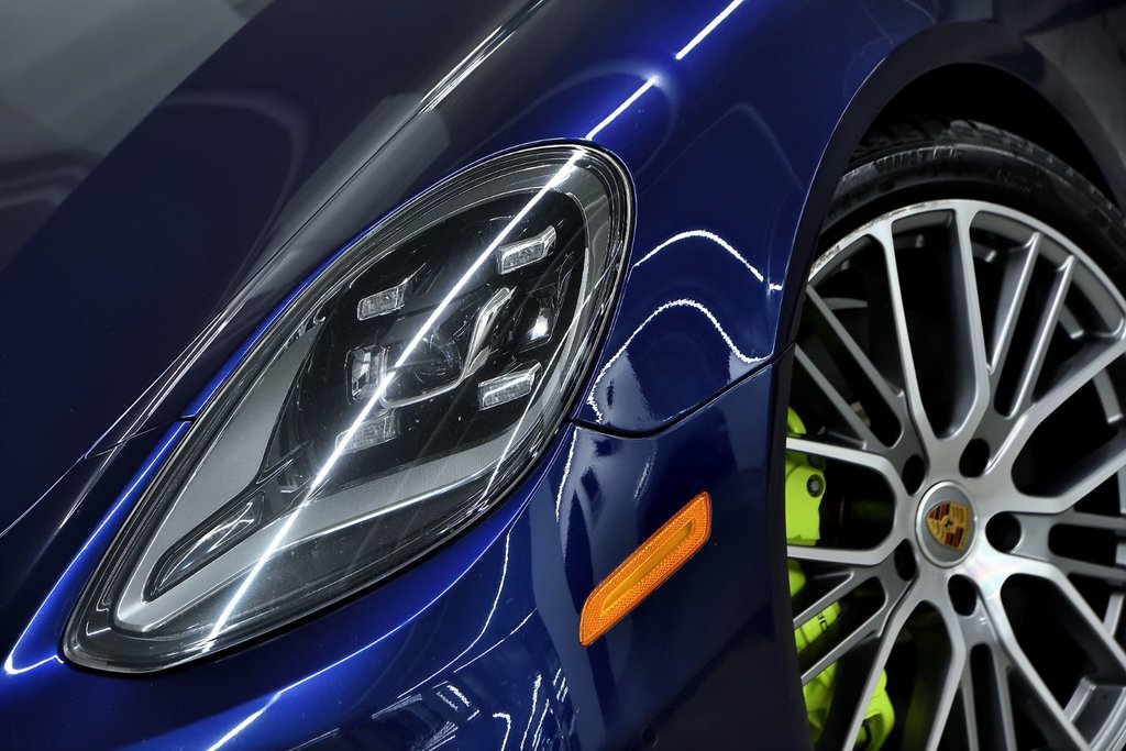 Porsche Panamera 4 E-HYBRID 2022 à Laval, Québec - 2 - w1024h768px