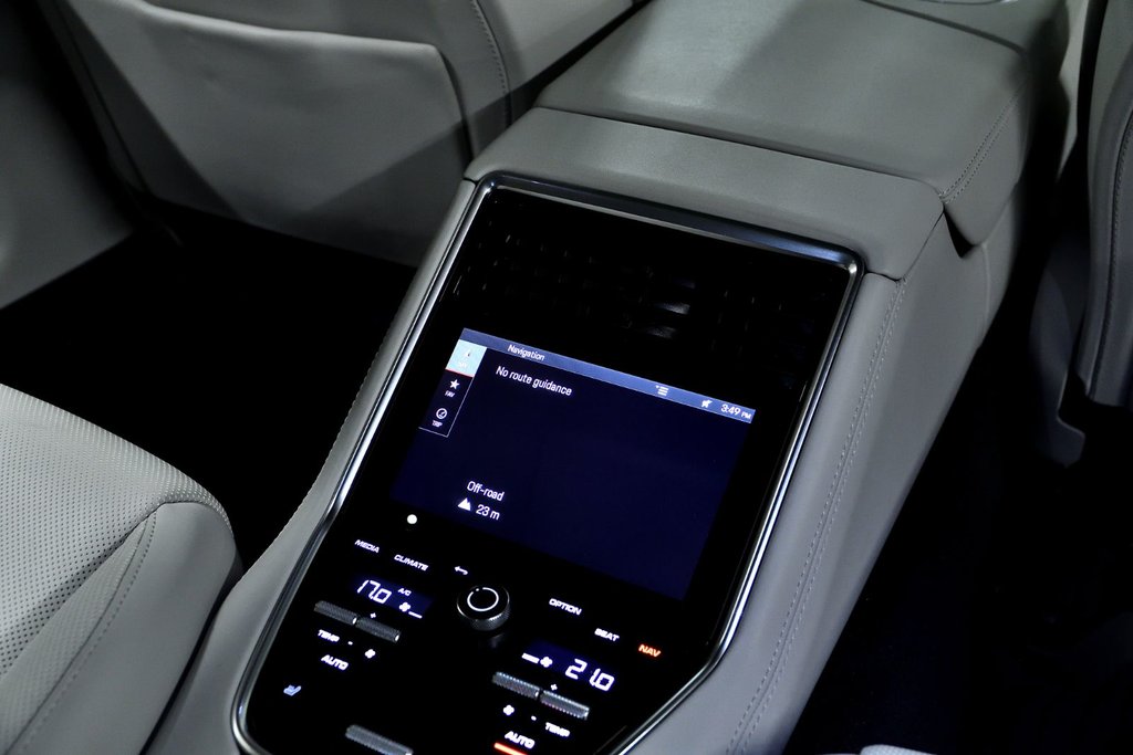 Porsche Panamera 4 E-HYBRID 2022 à Laval, Québec - 37 - w1024h768px
