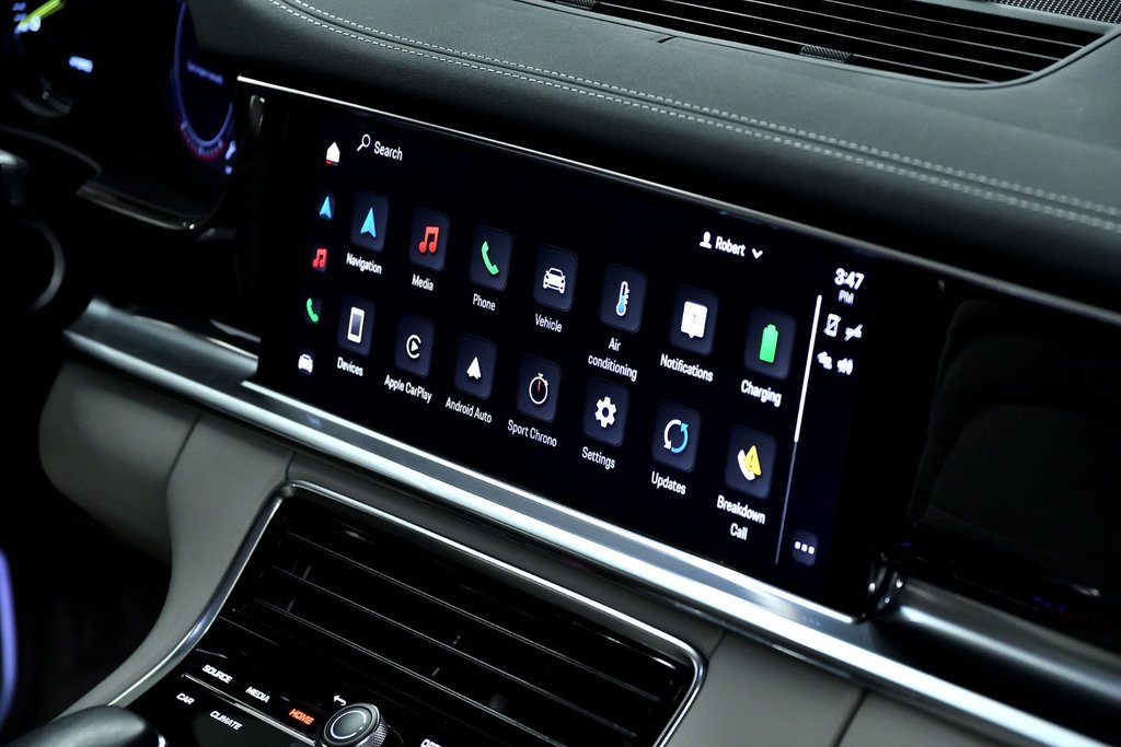 Porsche Panamera 4 E-HYBRID 2022 à Laval, Québec - 33 - w1024h768px