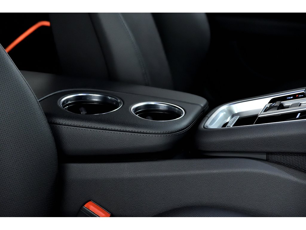 2023 Porsche Panamera AWD / Premium Package / Air Suspension / Rear Axle in Laval, Quebec - 34 - w1024h768px