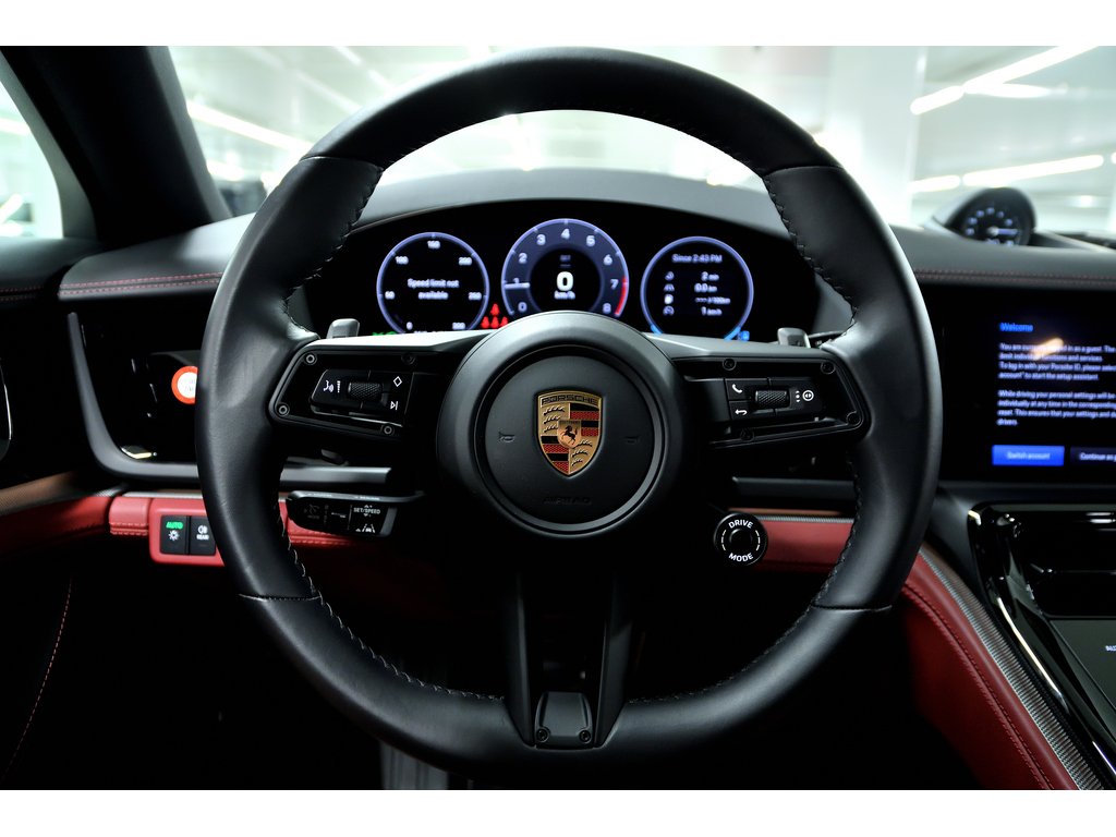 2024 Porsche Panamera 4 AWD / Premium Package / ACC / BOSE in Laval, Quebec - 19 - w1024h768px