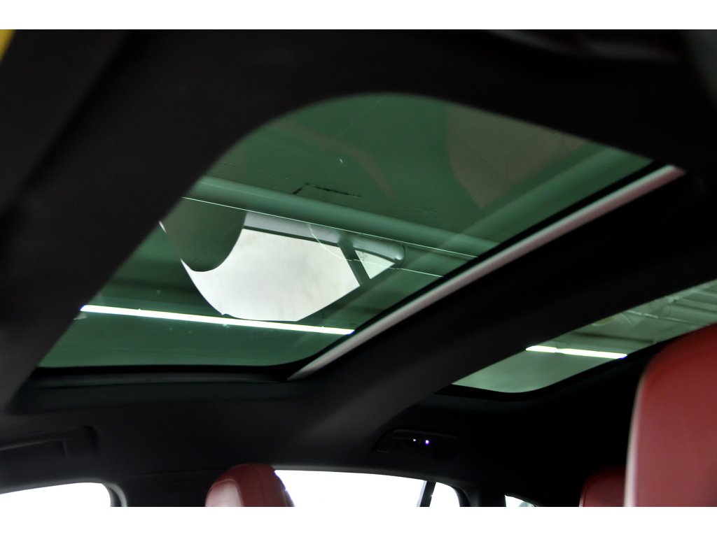 2024 Porsche Panamera 4 AWD / Premium Package / ACC / BOSE in Laval, Quebec - 34 - w1024h768px