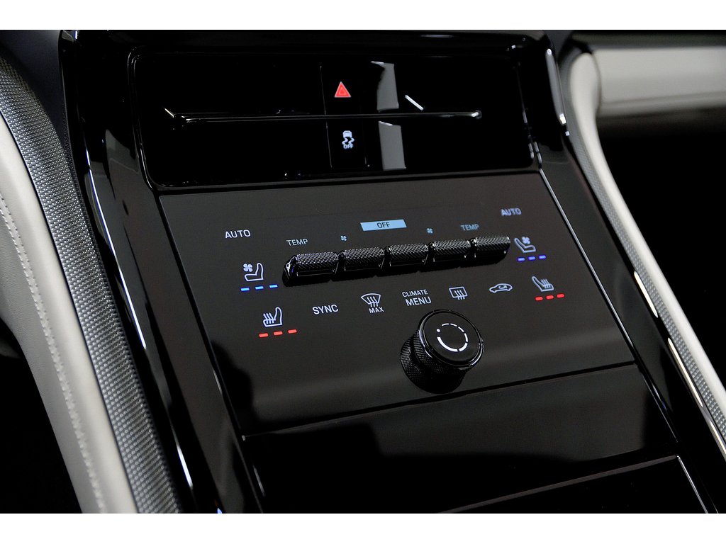 Porsche Panamera 4 AWD / 18 Ways seats / BOSE 2024 à Laval, Québec - 32 - w1024h768px