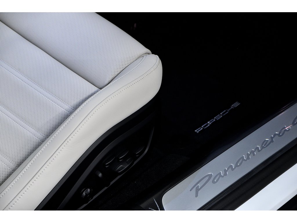 Porsche Panamera 4 AWD / 18 Ways seats / BOSE 2024 à Laval, Québec - 35 - w1024h768px