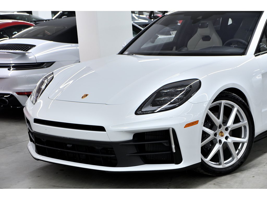 Porsche Panamera 4 AWD / 18 Ways seats / BOSE 2024 à Laval, Québec - 7 - w1024h768px