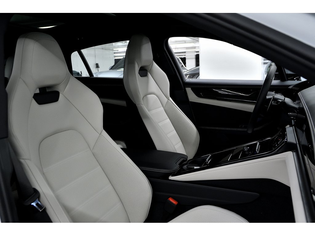 Porsche Panamera 4 AWD / 18 Ways seats / BOSE 2024 à Laval, Québec - 36 - w1024h768px