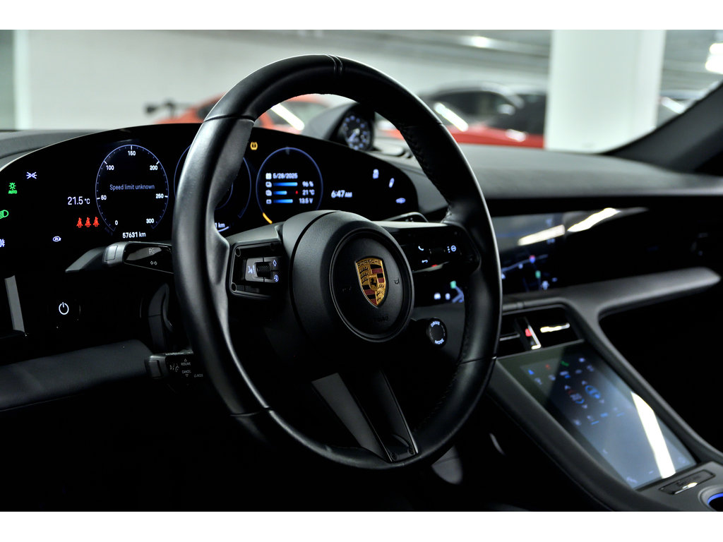 Porsche Taycan 4S Sedan / Premium Package / BOSE / Sport Chrono 2020 à Laval, Québec - 9 - w1024h768px