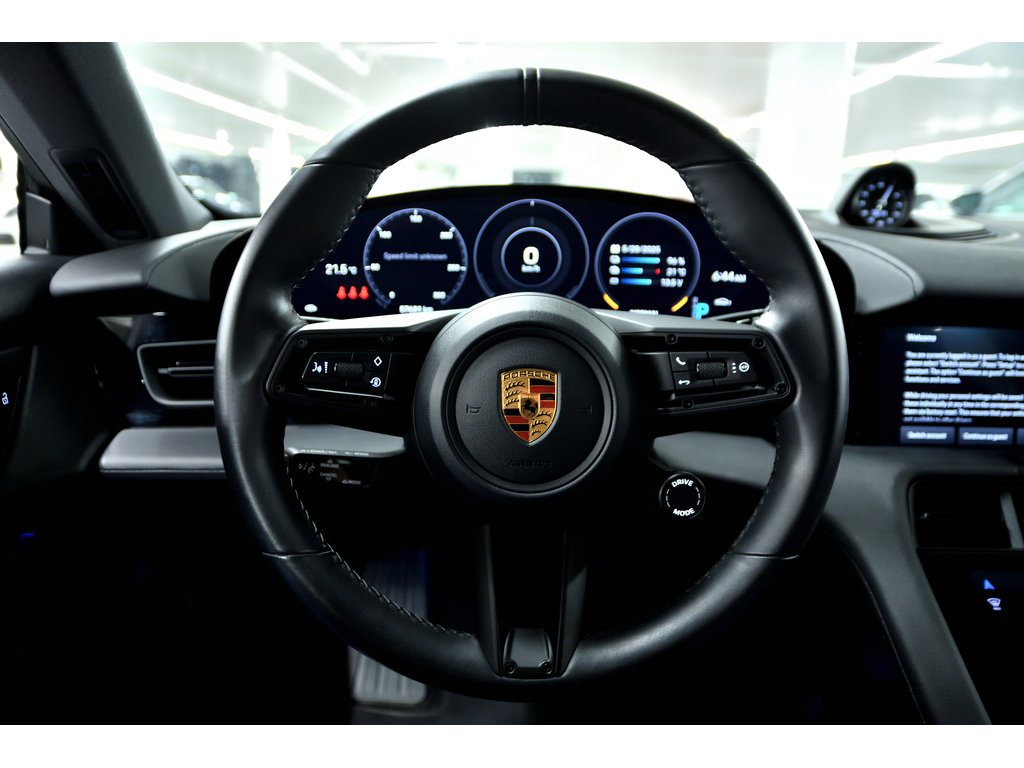 Porsche Taycan 4S Sedan / Premium Package / BOSE / Sport Chrono 2020 à Laval, Québec - 16 - w1024h768px