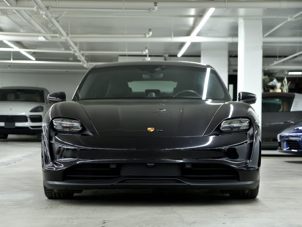 Porsche Taycan 4S Sedan / Premium Package / BOSE / Sport Chrono 2020 à Laval, Québec - 6 - w1024h768px
