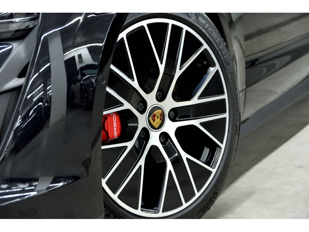 Porsche Taycan 4S Sedan / Premium Package / BOSE / Sport Chrono 2020 à Laval, Québec - 43 - w1024h768px
