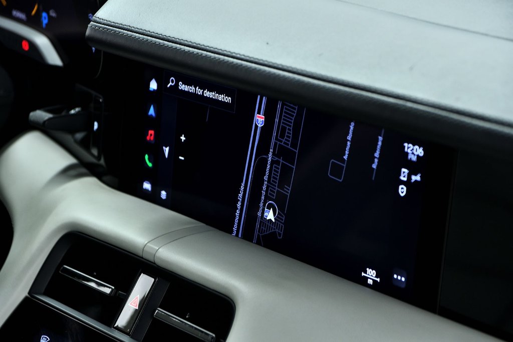 2021 Porsche Taycan 4S in Laval, Quebec - 31 - w1024h768px