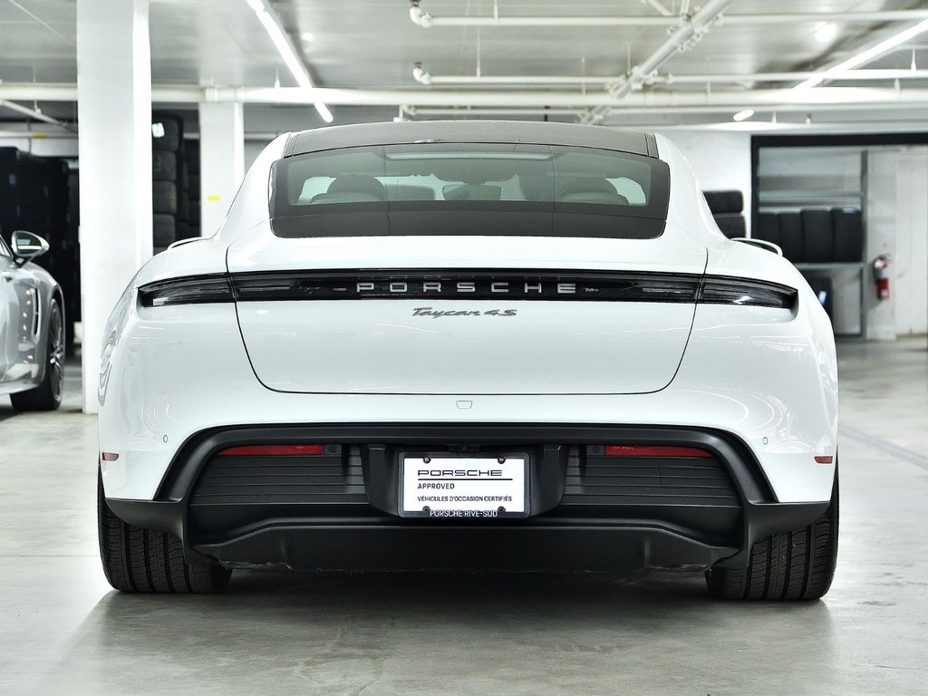 2021 Porsche Taycan 4S in Laval, Quebec - 4 - w1024h768px