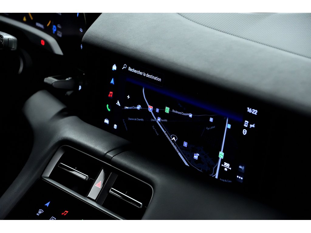 2022 Porsche Taycan 4S Cross Turismo / Offroad Package / ACC / BOSE in Laval, Quebec - 33 - w1024h768px