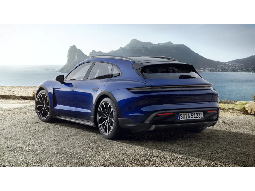 Porsche Taycan 4S Cross Turismo / Offroad Package / ACC / BOSE 2022 à Laval, Québec - 3 - w1024h768px