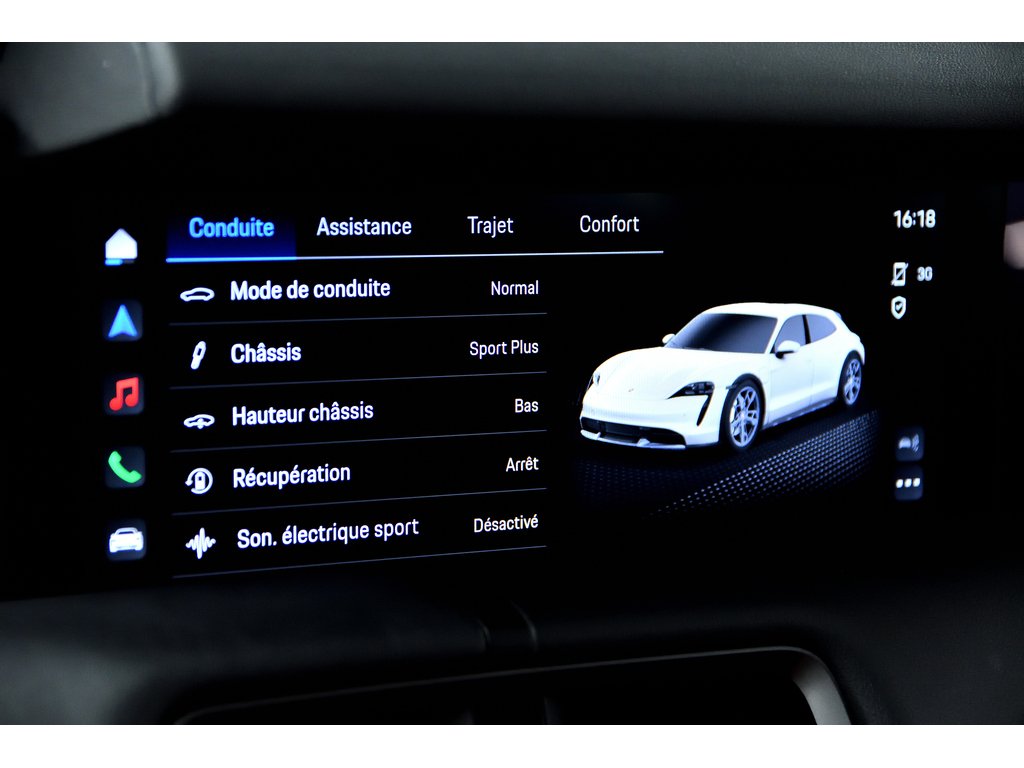 2022 Porsche Taycan 4S Cross Turismo / Offroad Package / ACC / BOSE in Laval, Quebec - 21 - w1024h768px