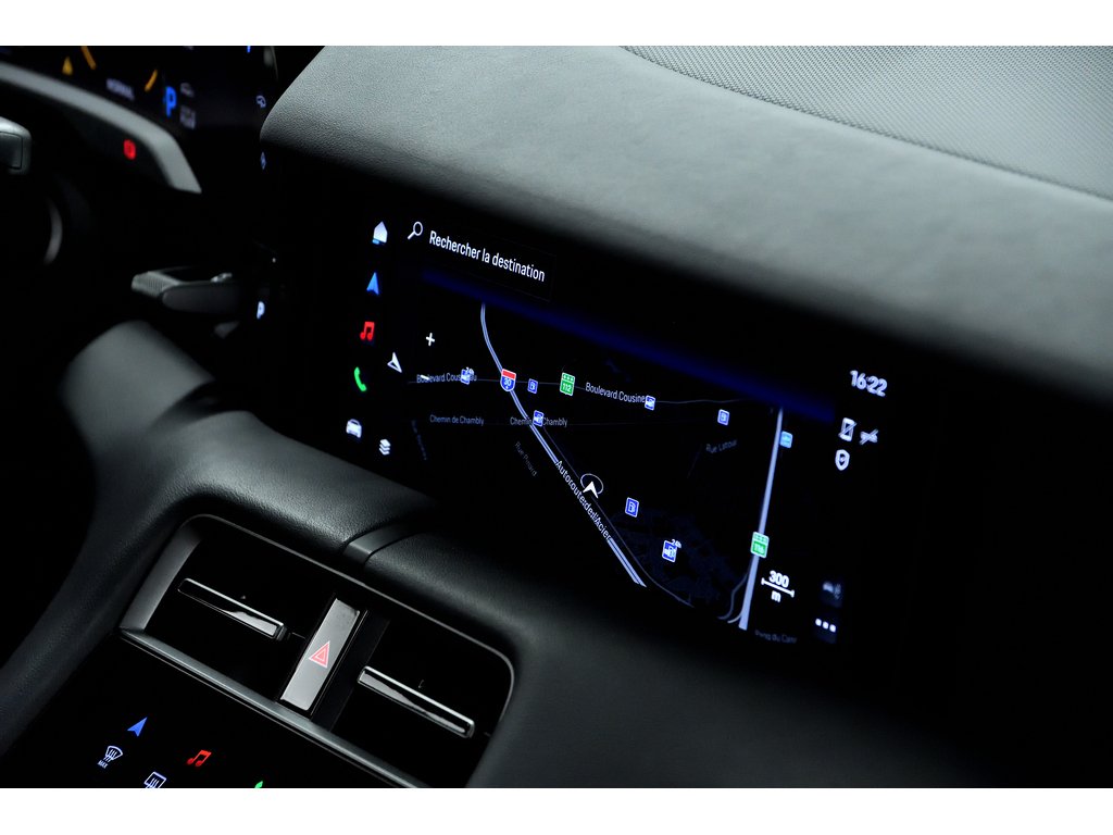2022 Porsche Taycan 4S Cross Turismo / Offroad Package / ACC / BOSE in Laval, Quebec - 32 - w1024h768px