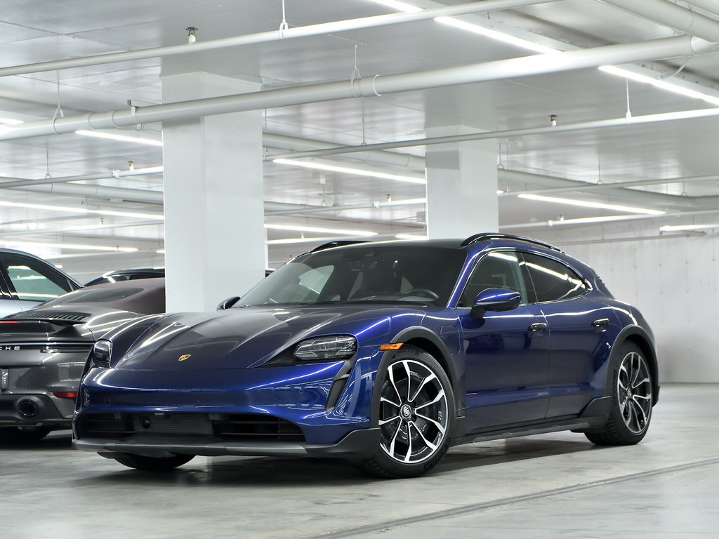 2022 Porsche Taycan 4S Cross Turismo / Offroad Package / ACC / BOSE in Laval, Quebec - 1 - w1024h768px